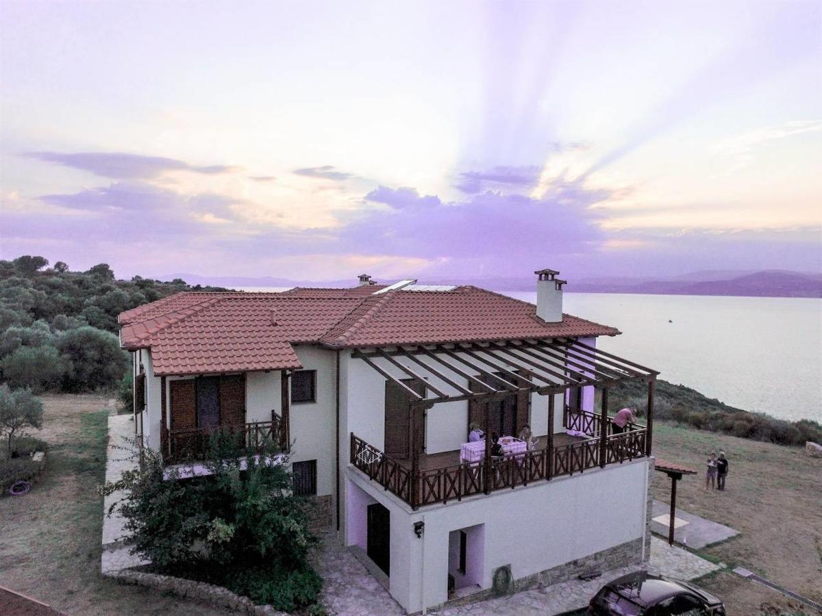 Marvelous Sea View Eco Apt Амуліані Екстер'єр фото